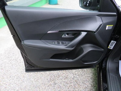 Peugeot 2008 PureTech 100 S&S Allure (14)