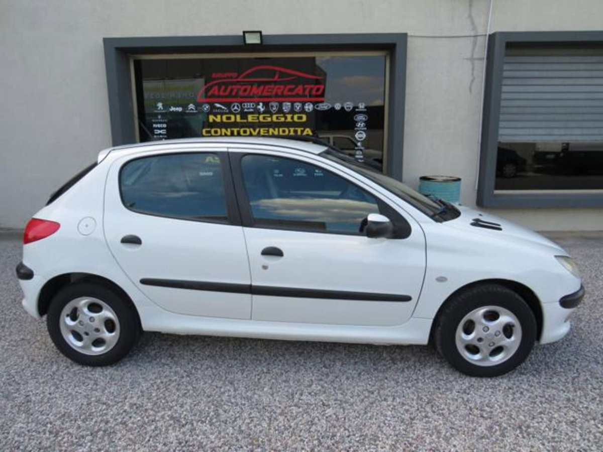 Peugeot 206 HDi 5p. XT (4)
