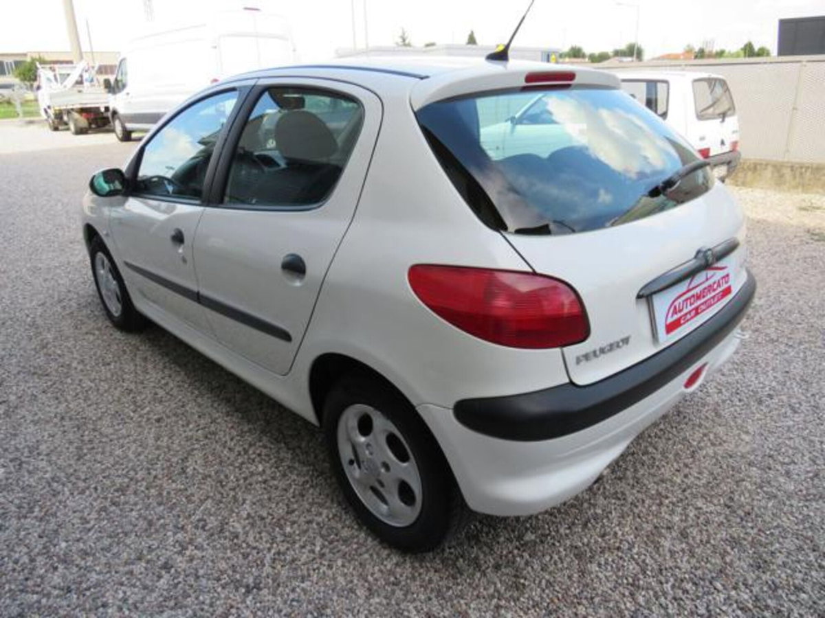 Peugeot 206 HDi 5p. XT (7)