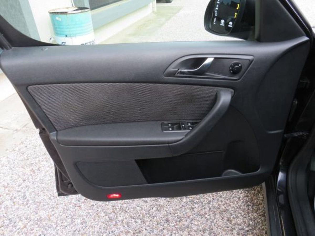 Skoda Yeti 1.2 TSI Adventure (18)