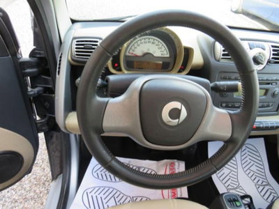smart Fortwo 1000 52 kW MHD coupé passion (12)