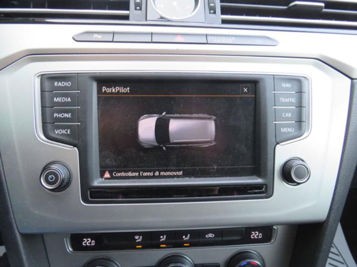 Volkswagen Passat Variant 1.6 TDI DSG Comfortline BlueMotion Tech. (12)