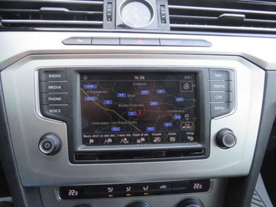 Volkswagen Passat Variant 1.6 TDI DSG Comfortline BlueMotion Tech. (13)