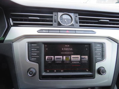 Volkswagen Passat Variant 1.6 TDI DSG Comfortline BlueMotion Tech. (14)