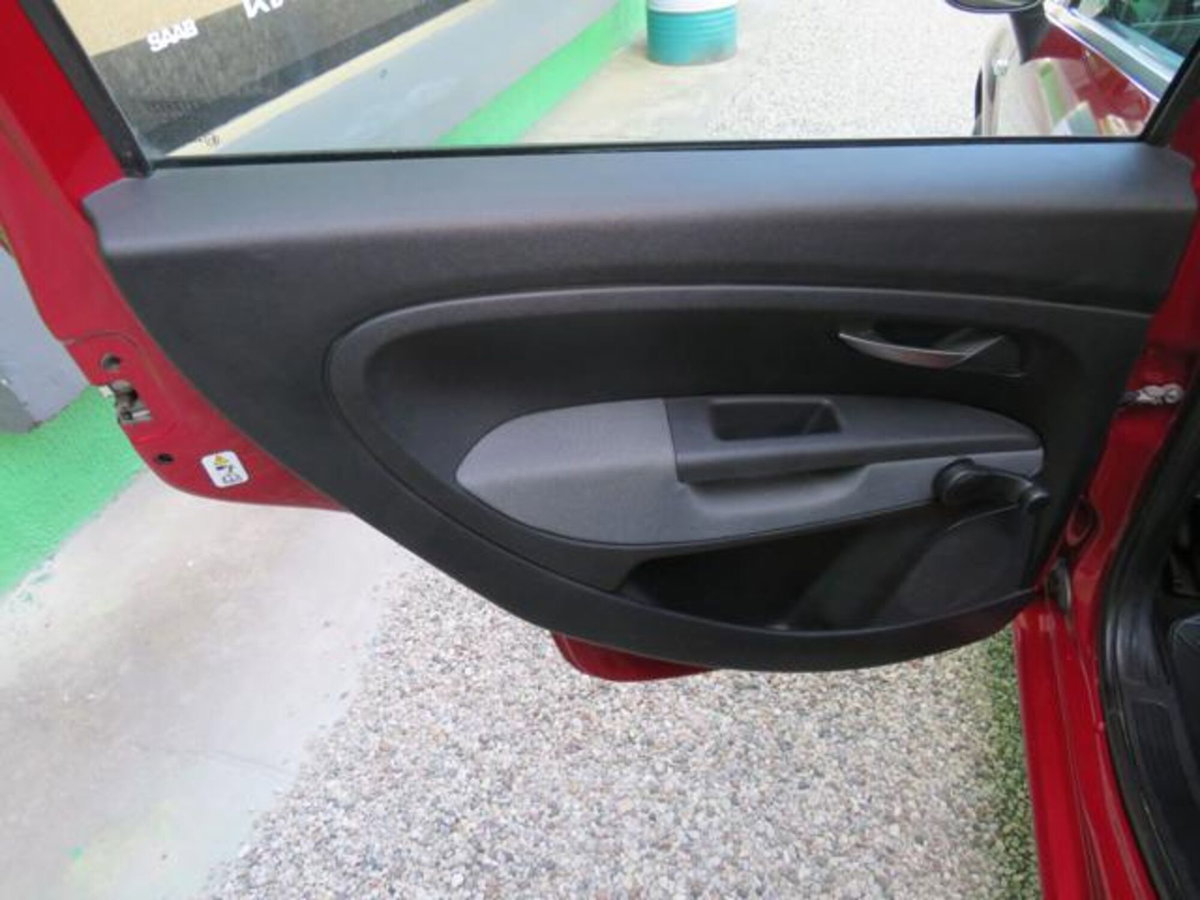 Fiat Grande Punto 1.4 5 porte Dynamic Natural Power (11)