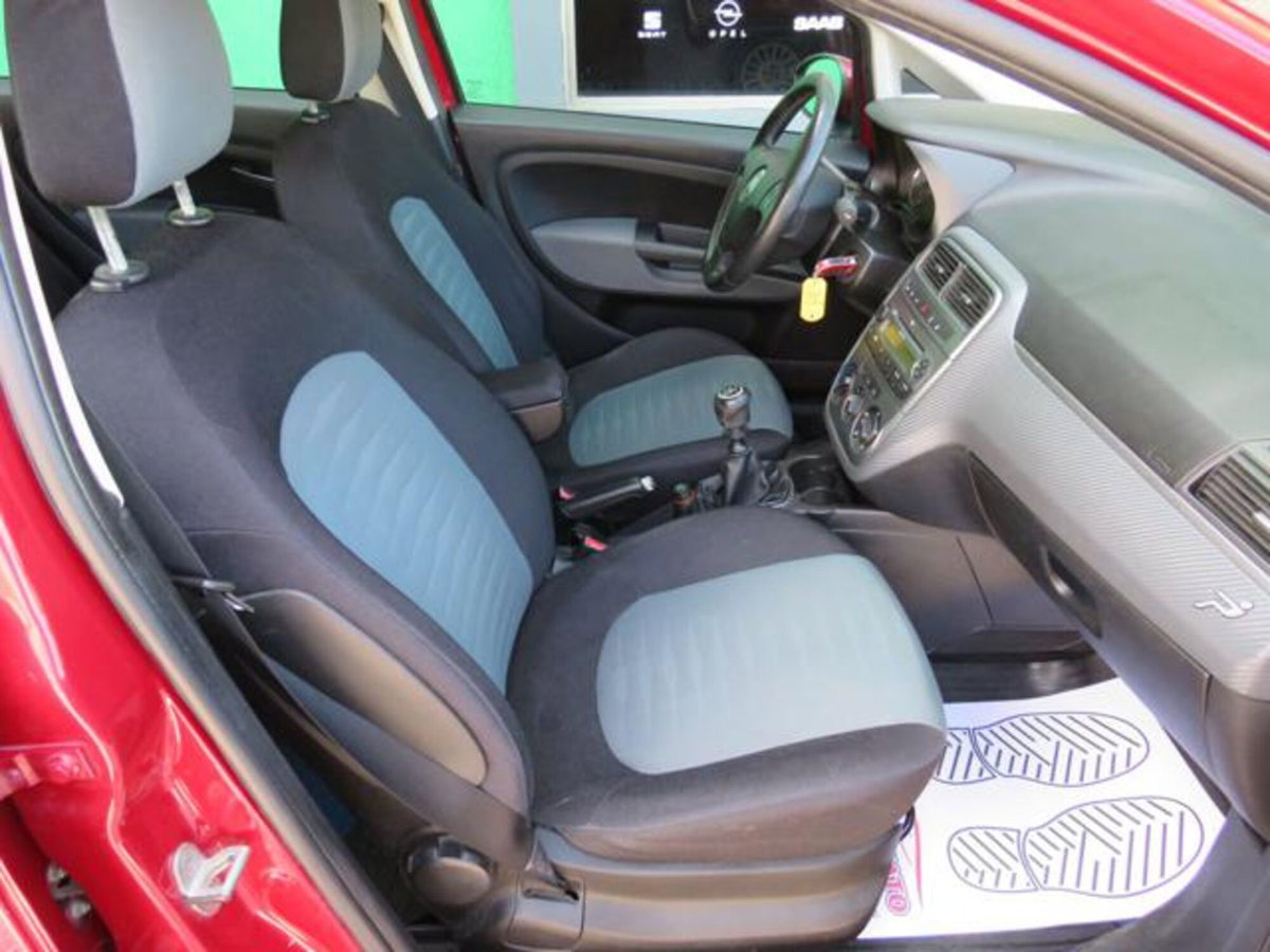 Fiat Grande Punto 1.4 5 porte Dynamic Natural Power (19)
