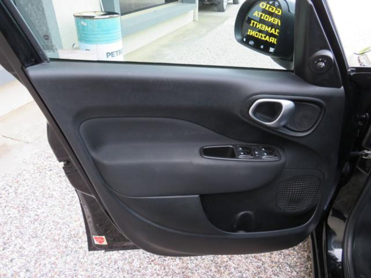 Fiat 500L 1.3 Multijet 85 CV Dualogic Lounge (20)