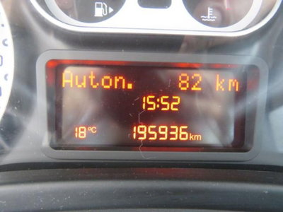Fiat 500L 1.3 Multijet 85 CV Dualogic Lounge (9)