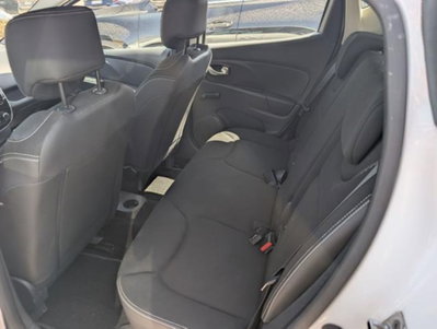 Renault Clio 1.2 75CV 5 porte Zen (11)