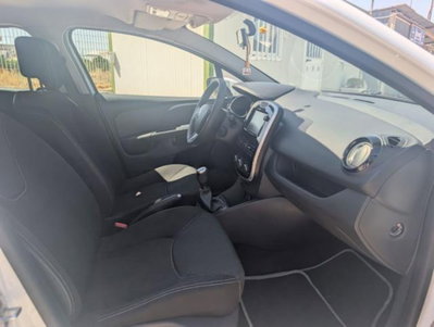 Renault Clio 1.2 75CV 5 porte Zen (7)
