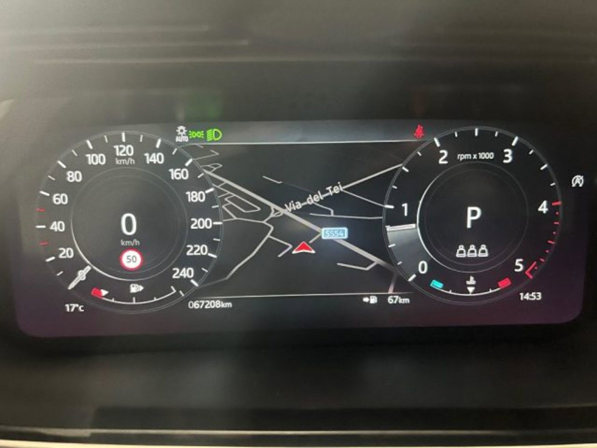 Land Rover Range Rover Evoque 2.0D I4 204 CV AWD Auto R-Dynamic (9)