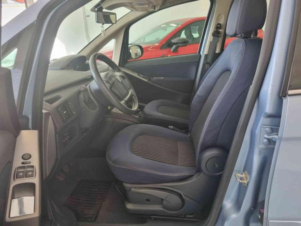 Lancia Musa 1.3 Multijet 16V 90 CV Oro Plus (11)