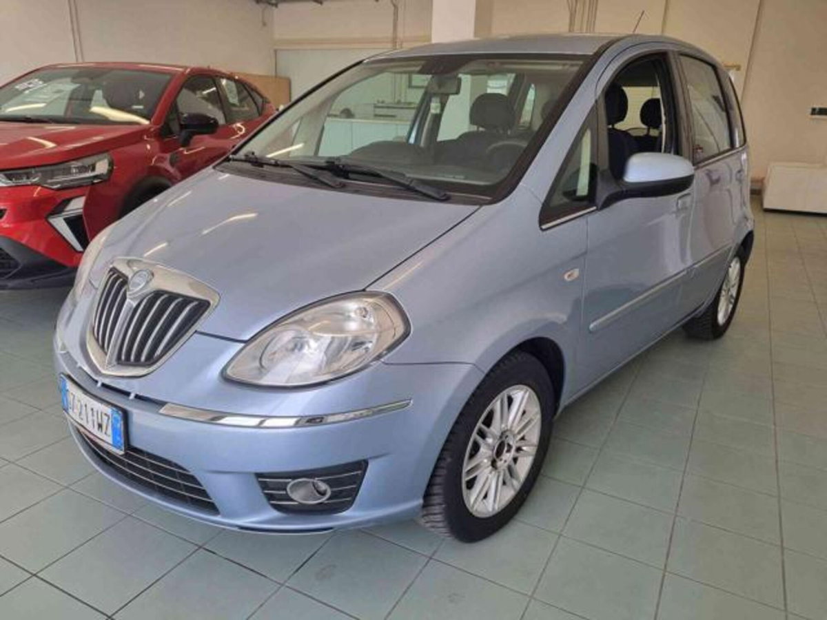 Lancia Musa 1.3 Multijet 16V 90 CV Oro Plus (4)