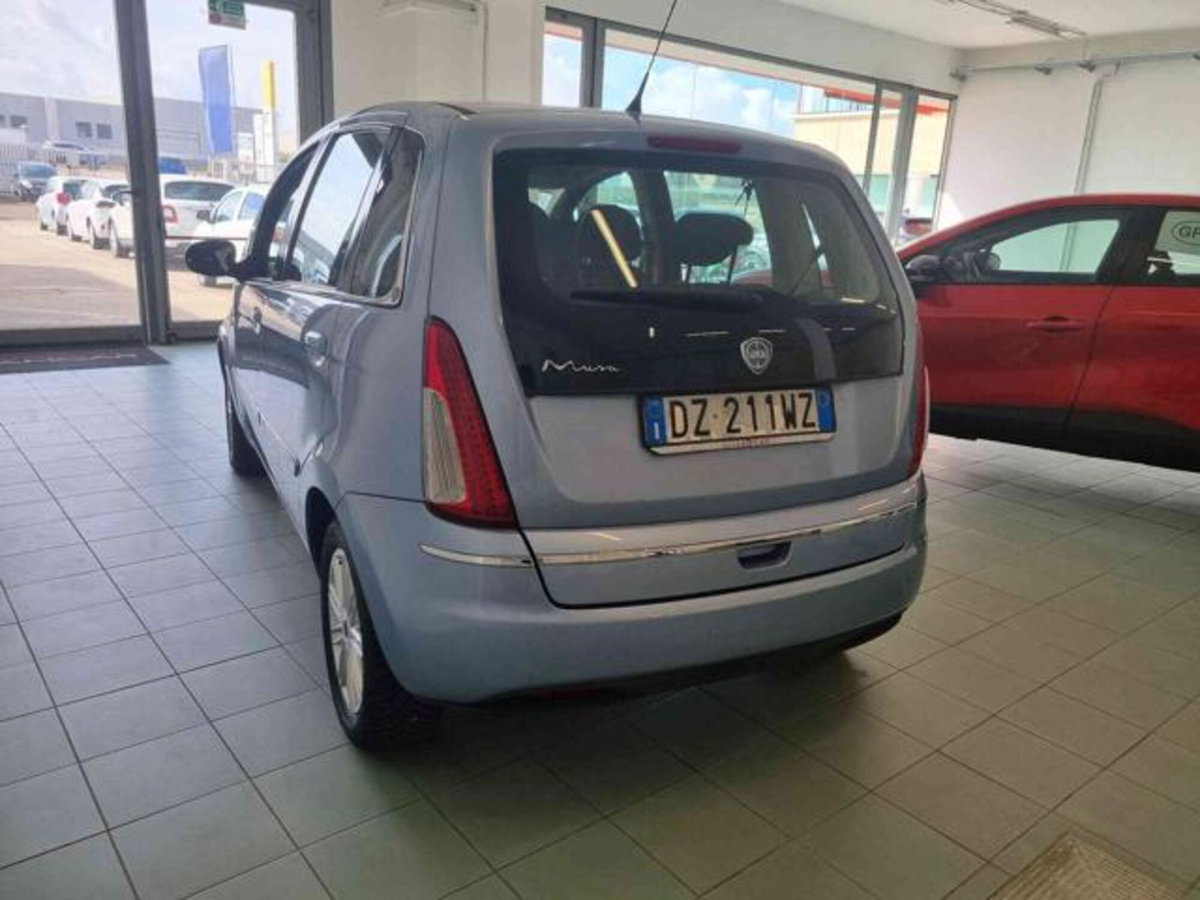 Lancia Musa 1.3 Multijet 16V 90 CV Oro Plus (7)