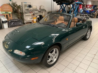Mazda MX-5 1.6i 16V cat British Green (6)