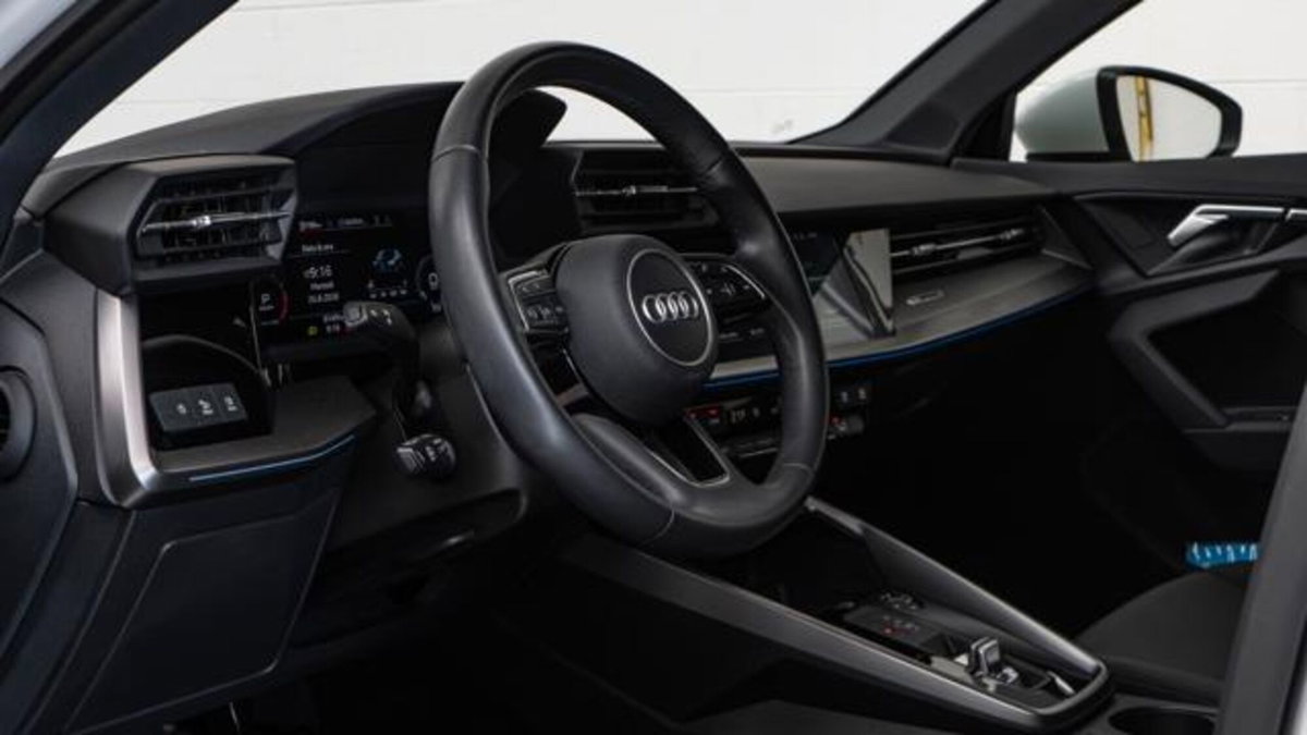 Audi A3 Sportback 35 TFSI S tronic Business (12)