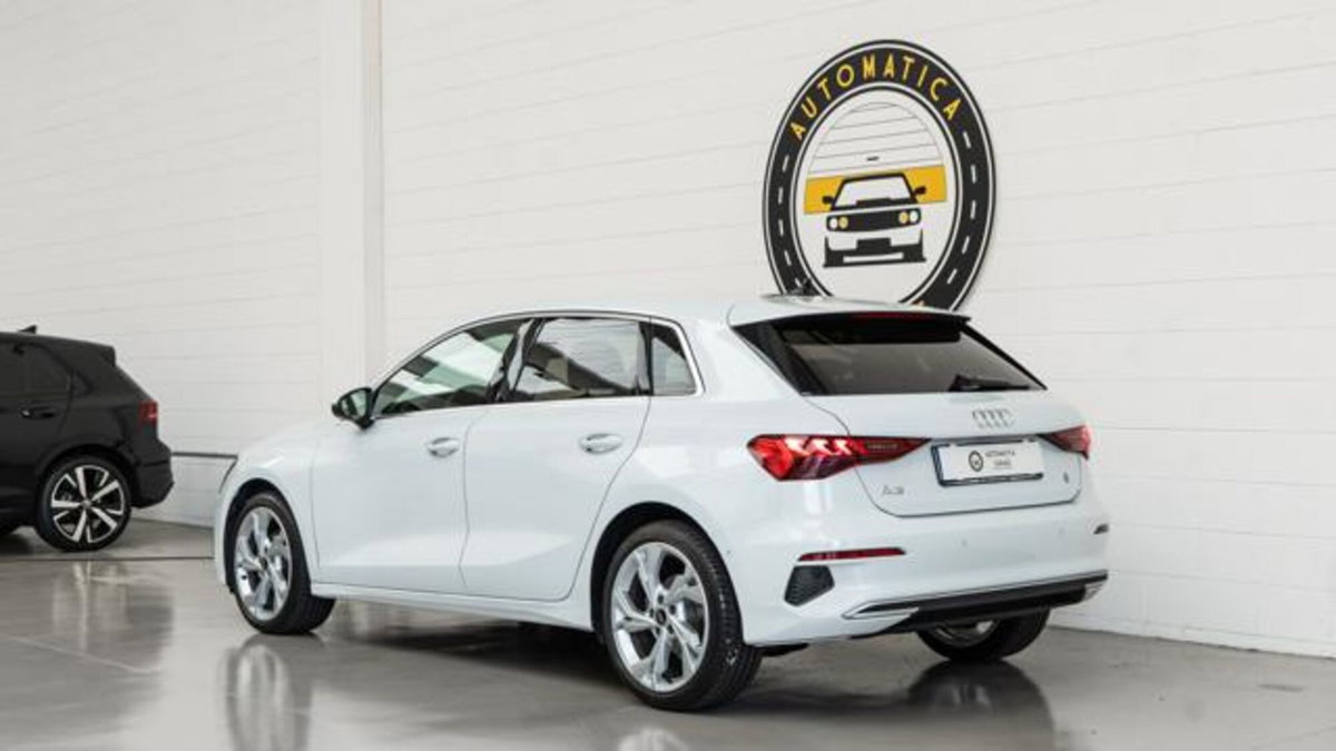 Audi A3 Sportback 35 TFSI S tronic Business (3)