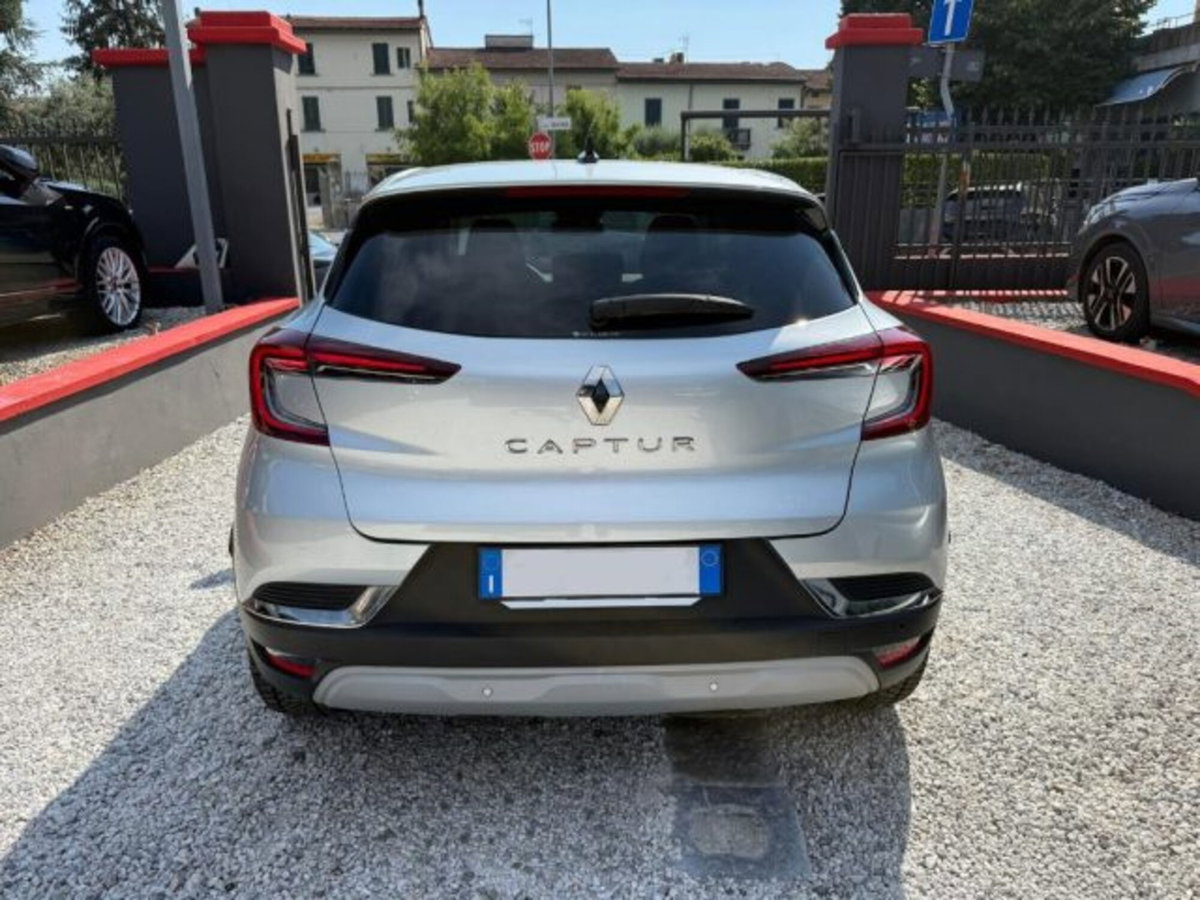 Renault Captur TCe 100 CV GPL Techno (5)