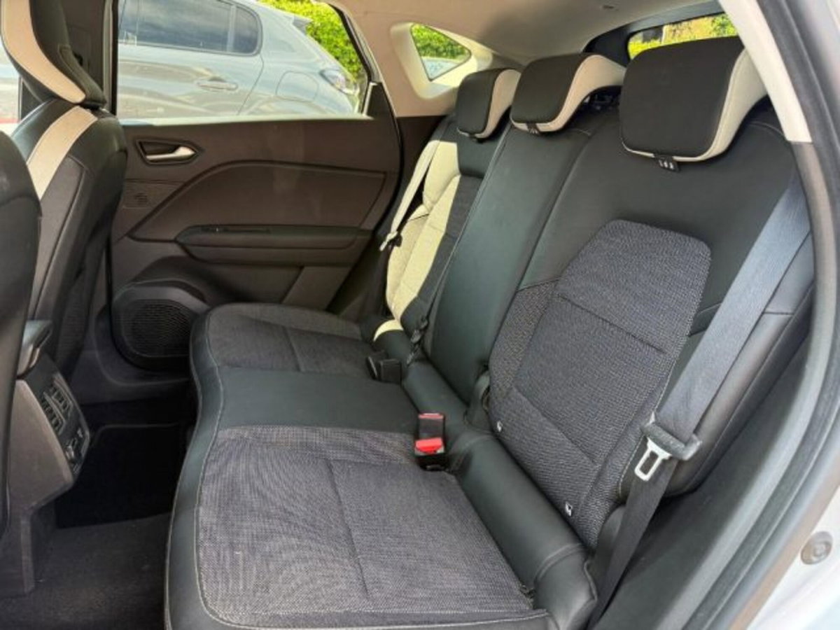 Renault Captur TCe 100 CV GPL Techno (8)
