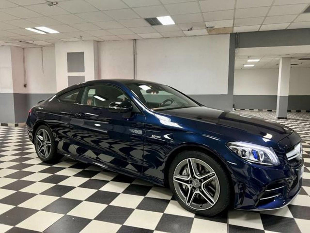 Mercedes-Benz Classe C Coupé 43 4Matic AMG Coupé (5)
