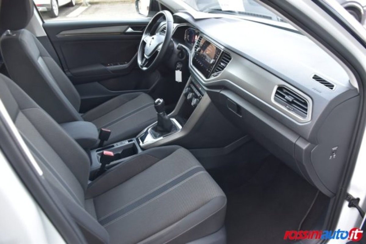 Volkswagen T-Roc 1.0 TSI Style (14)