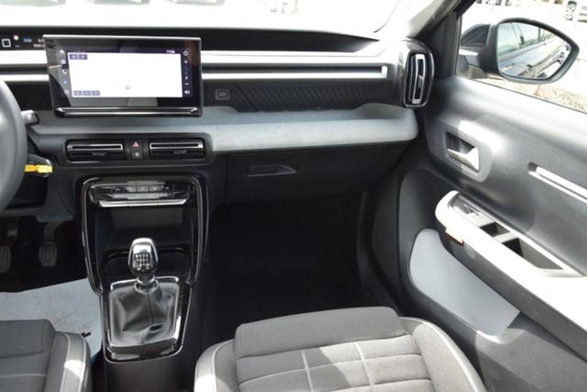 Citroen C3 1.2 puretech turbo Max 100cv s&s (10)
