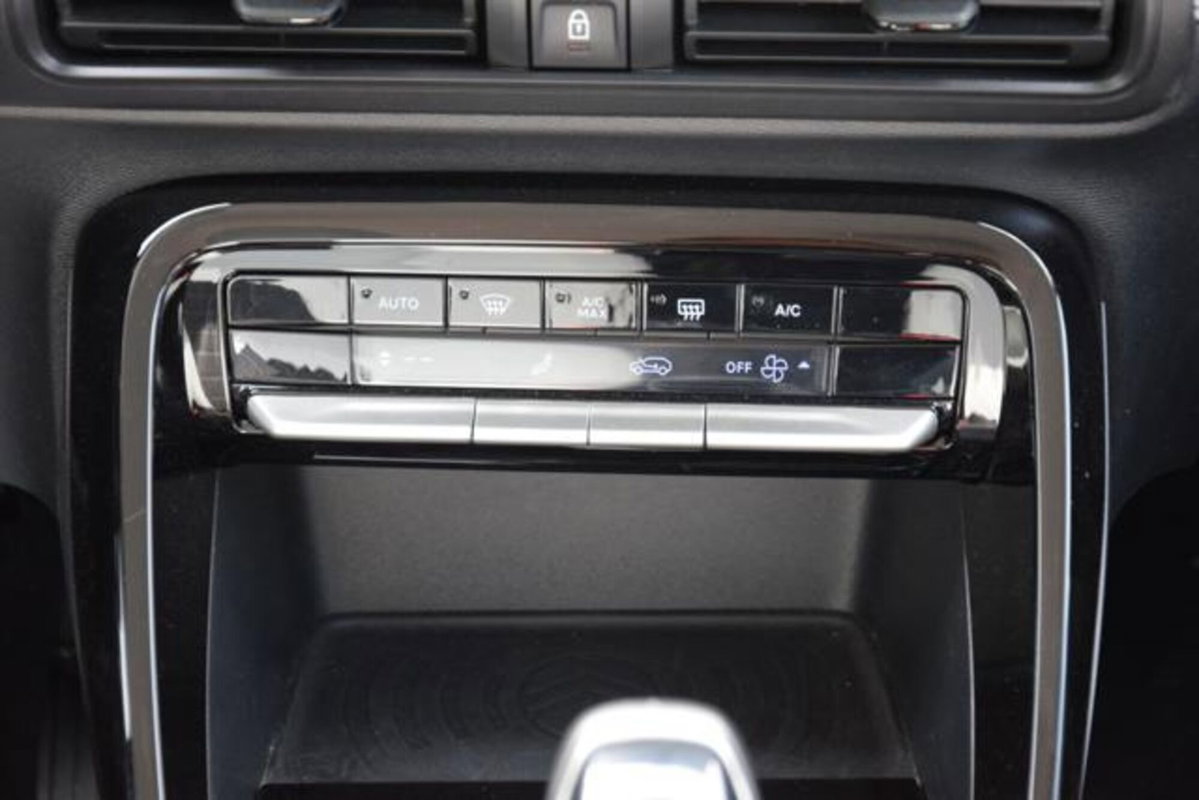 Citroen C3 1.2 puretech turbo Max 100cv s&s (12)