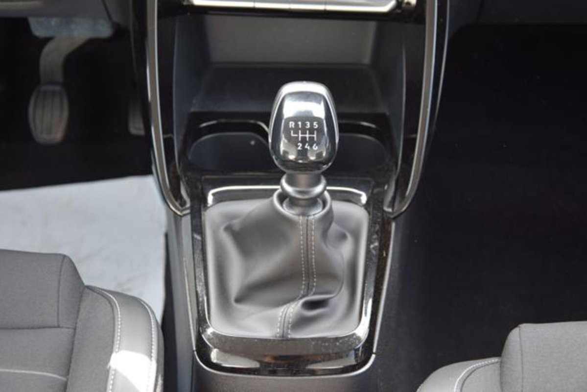 Citroen C3 1.2 puretech turbo Max 100cv s&s (13)