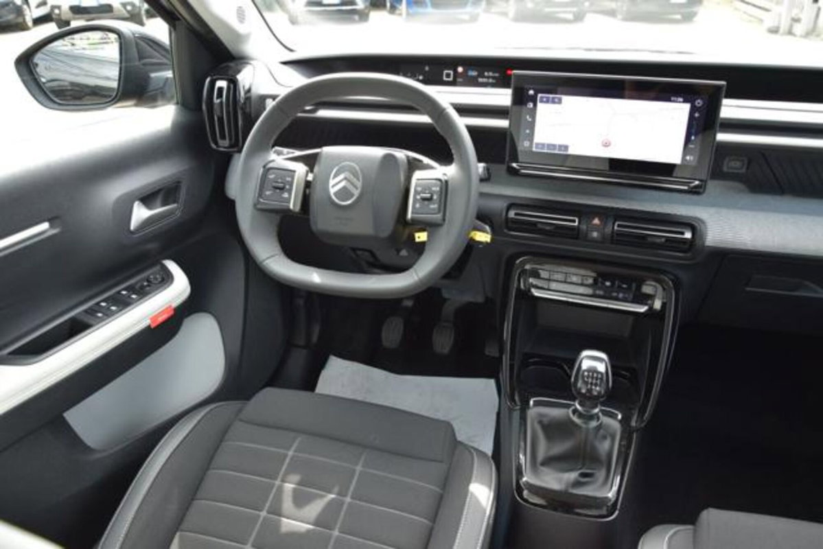 Citroen C3 1.2 puretech turbo Max 100cv s&s (9)