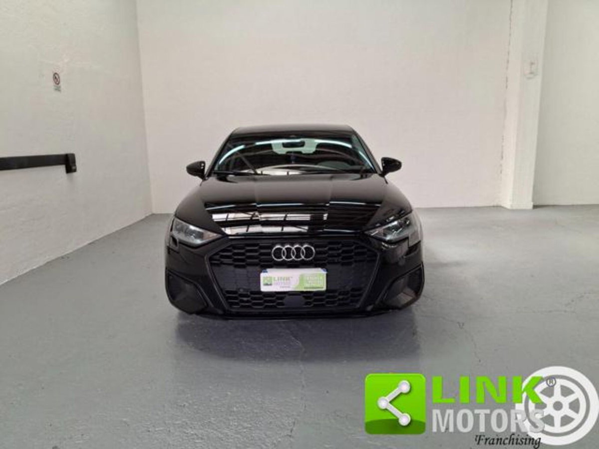 Audi A3 Sportback 30 TFSI Business (2)