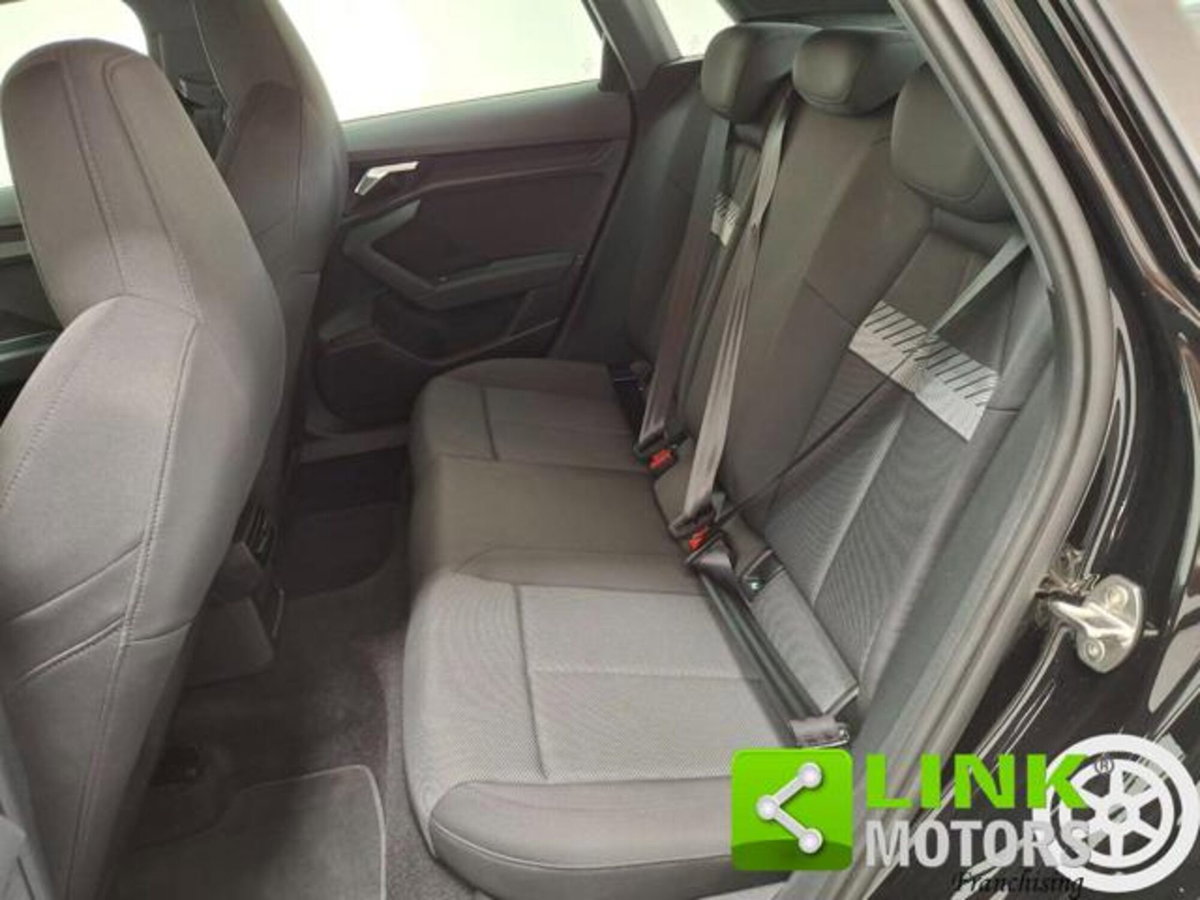 Audi A3 Sportback 30 TFSI Business (9)