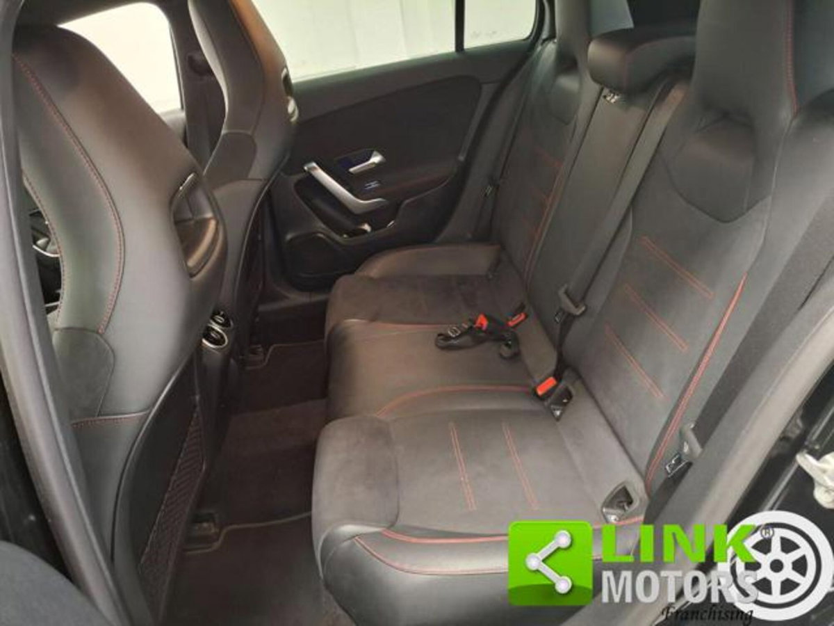 Mercedes-Benz Classe A 200 d AMG Line Premium Plus auto (9)