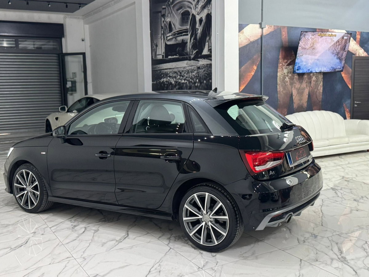 Audi A1 1.4 TDI Admired (6)
