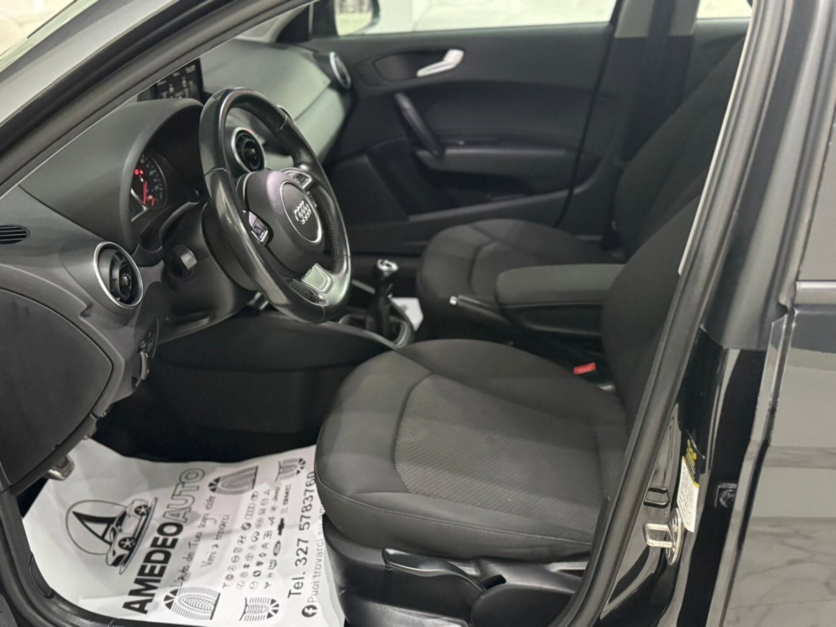 Audi A1 1.4 TDI Admired (9)