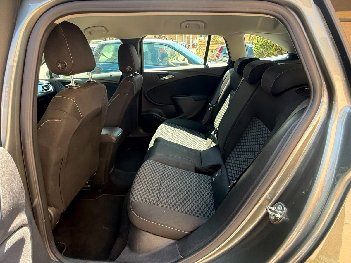 Opel Astra 1.6 CDTi 110CV Start&Stop 5 porte Innovation (11)