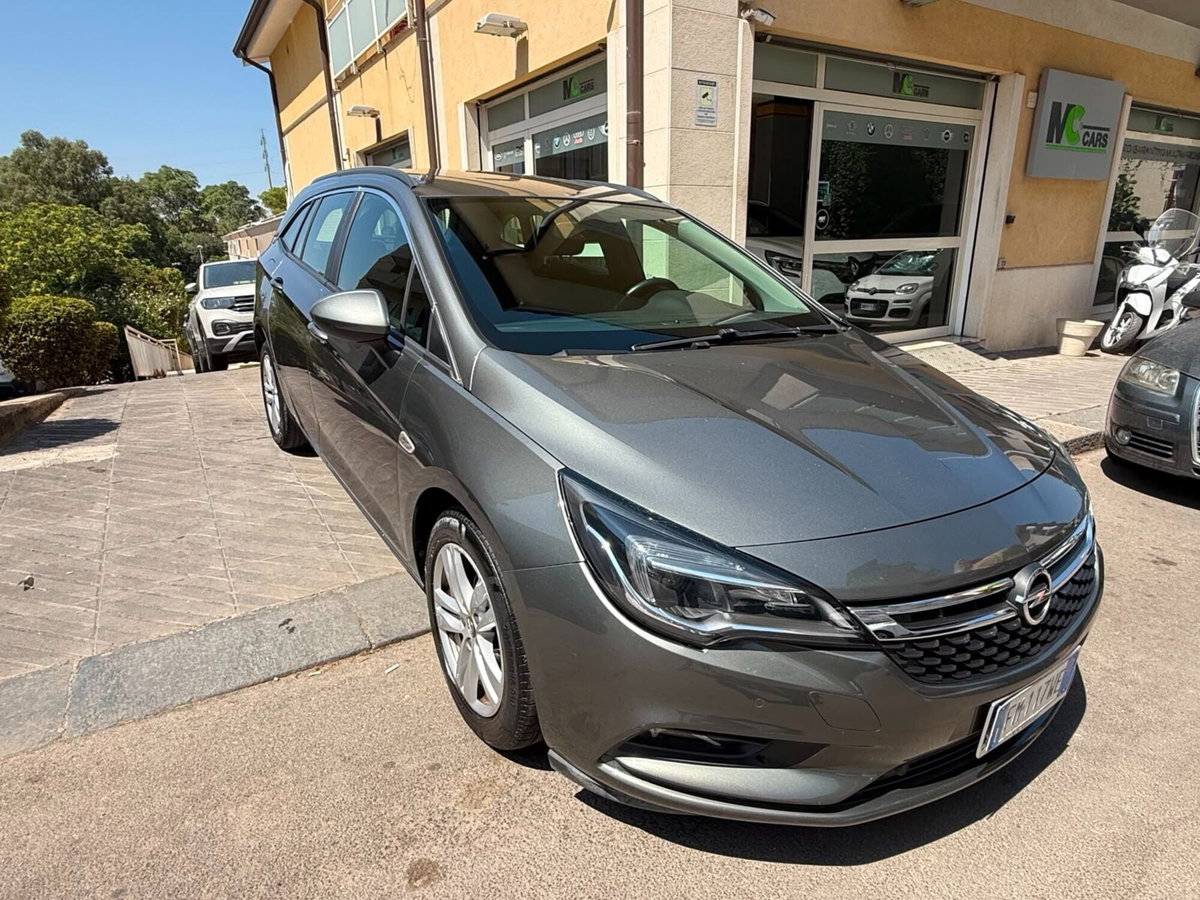 Opel Astra 1.6 CDTi 110CV Start&Stop 5 porte Innovation (3)