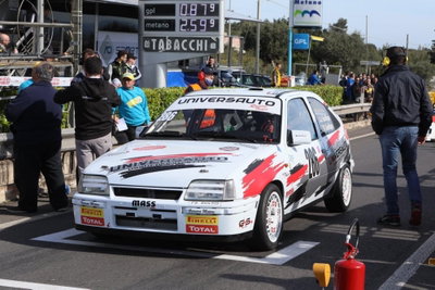 Opel Kadett 2.0 3 porte GSi usata