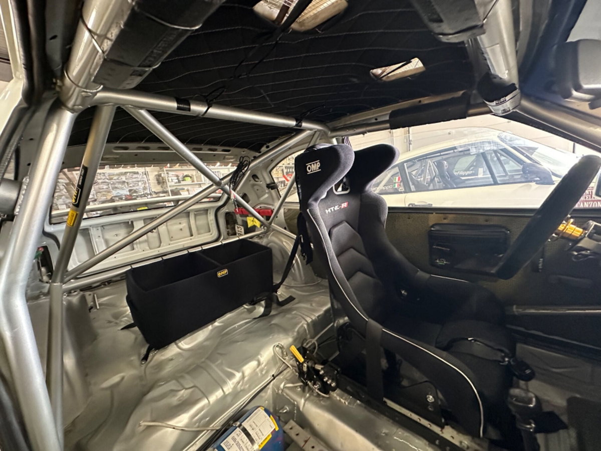 Opel Kadett 2.0 3 porte GSi (10)