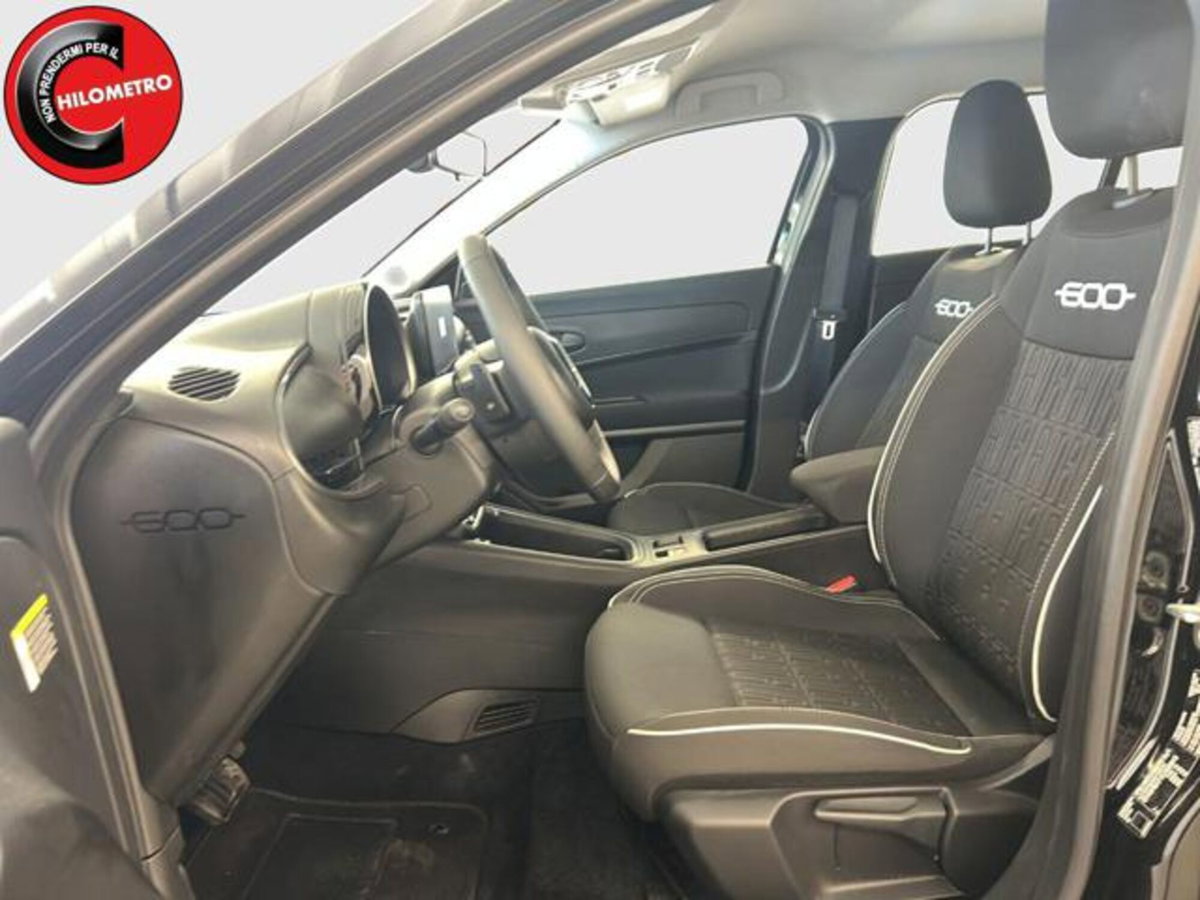 Fiat 600 1.2 Business 100cv (8)