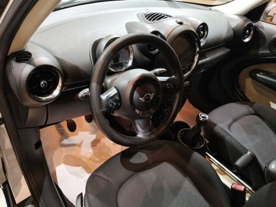 MINI Mini Countryman 1.6 Cooper D Countryman (8)