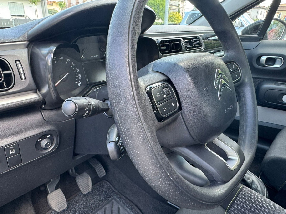 Citroen C3 PureTech 82 GPL Shine (18)