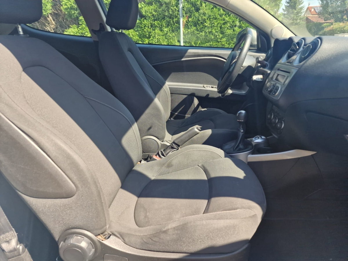 Alfa Romeo MiTo 1.3 JTDm 85 CV S&S Progression (19)