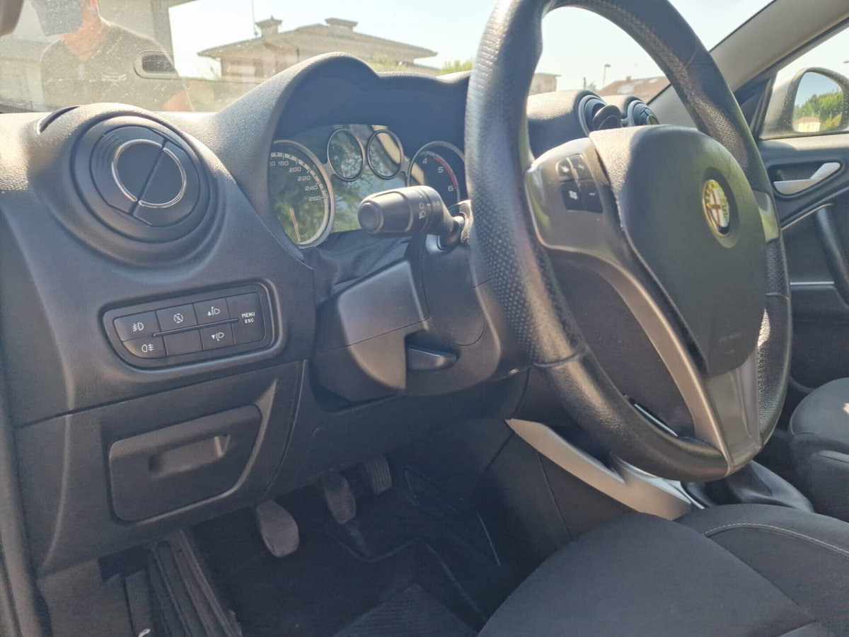 Alfa Romeo MiTo 1.3 JTDm 85 CV S&S Progression (8)