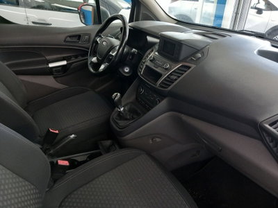 Ford Tourneo Connect 1.5 TDCi 120 CV Titanium (17)