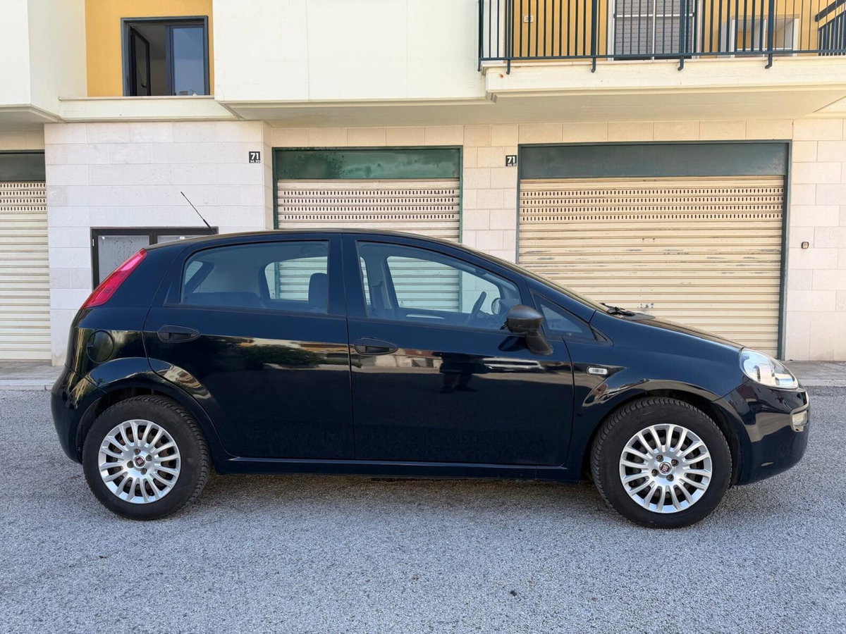 Fiat Punto 1.3 MJT II S&S 95 CV 5 porte Street (4)