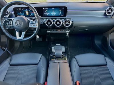 Mercedes-Benz Classe A 180 d Automatic Business (11)