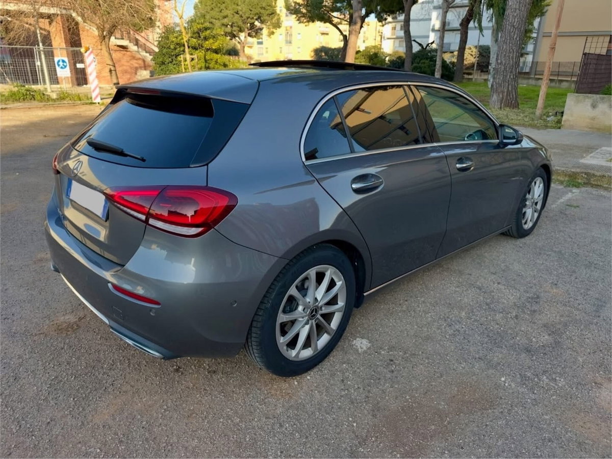 Mercedes-Benz Classe A 180 d Automatic Business (4)