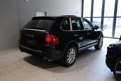 Porsche Cayenne 4.5 cat S (3)