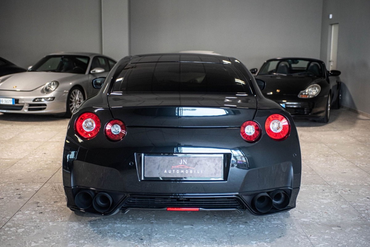 Nissan GT-R 3.8 V6 Black Edition (12)