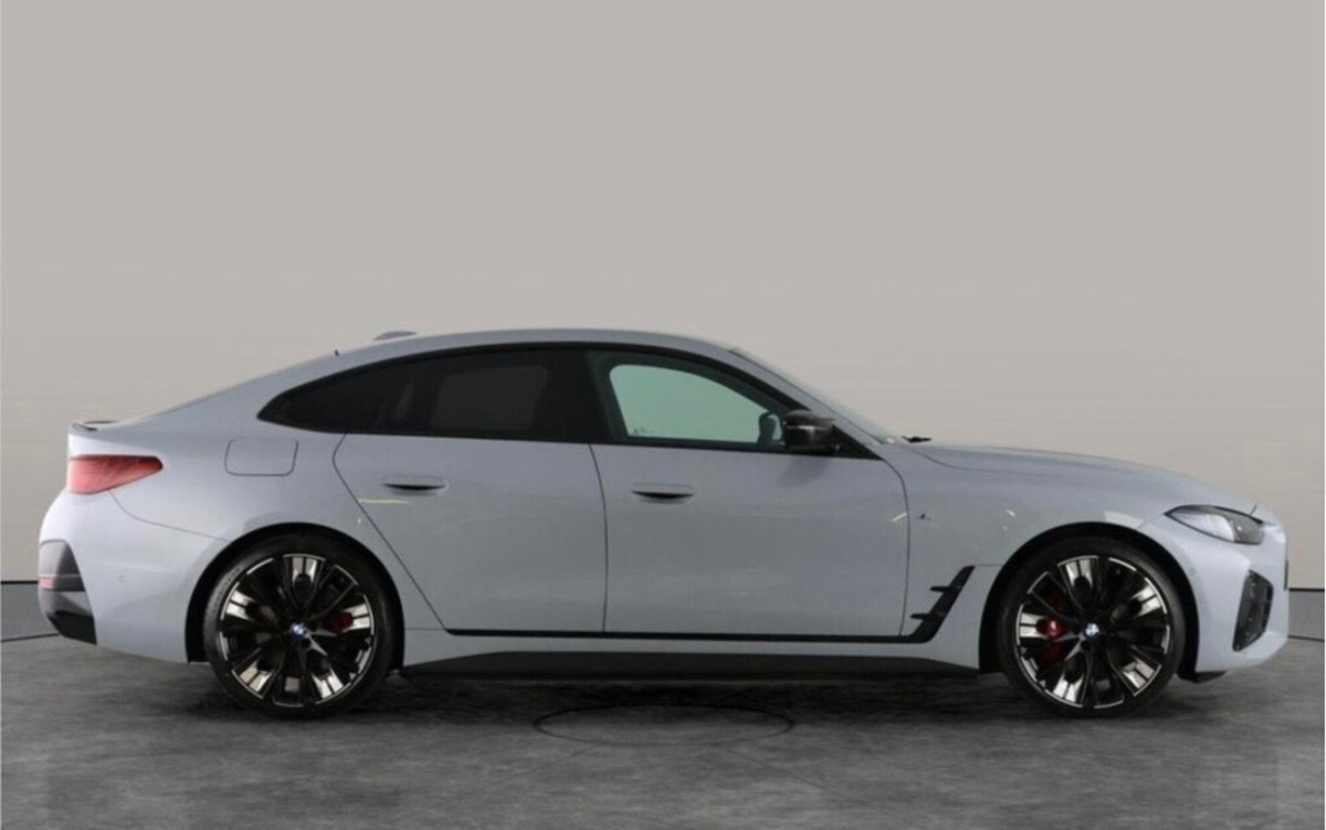 BMW i4 M60 xdrive MSport Pro (2)